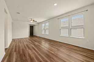 716 Kitty Hawk Rd, Georgetown, TX 78633 - Photo 7