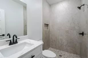 252 Amaranta Ln, Del Valle, TX 78616 - Photo 11