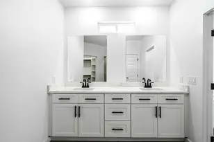 252 Amaranta Ln, Dale, TX 78616 - Photo 9