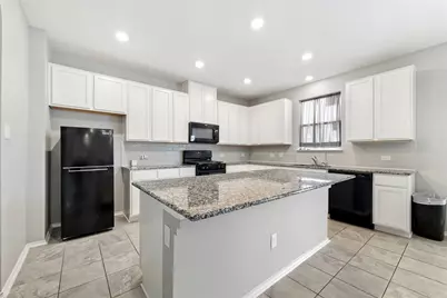 117 Kyndals Meadow Cove, Georgetown, TX 78628 - Photo 9