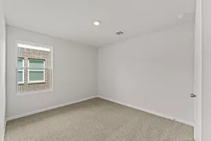 140 Raymondville Path, San Marcos, TX 78666 - Photo 11