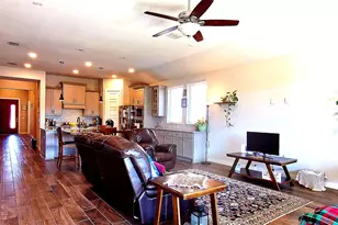 8001 Silhouette St, Austin, TX 78744 - Photo 11