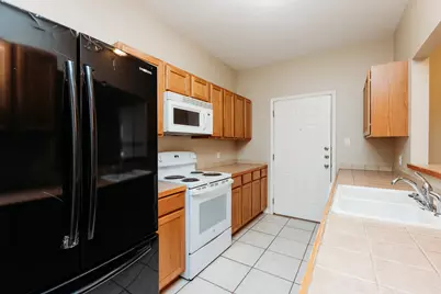 212 Sandstone Drive #G, Jarrell, TX 76537 - Photo 7