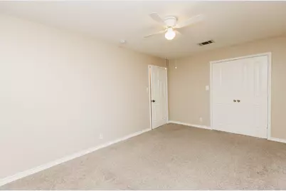 212 Sandstone Drive #G, Jarrell, TX 76537 - Photo 17