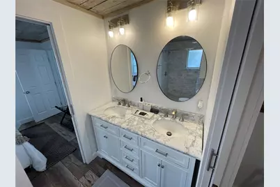 2402 Santa Rita Street, Austin, TX 78702 - Photo 9