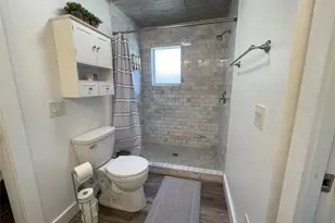 2402 Santa Rita St, Austin, TX 78702 - Photo 11