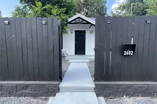 2402 Santa Rita St, Austin, TX 78702 - Photo 13