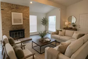 2401 Leon St, Austin, TX 78705 - Photo 3