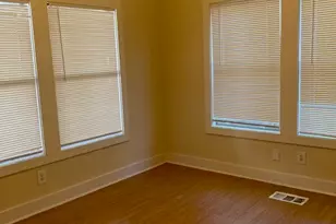 2710 Whitis Ave, Austin, TX 78705 - Photo 19