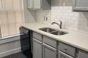 2710 Whitis Ave, Austin, TX 78705 - Photo 13