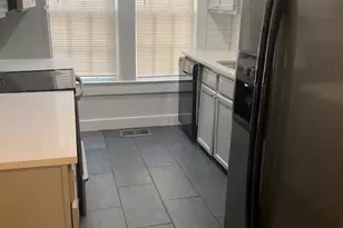 2710 Whitis Ave, Austin, TX 78705 - Photo 11