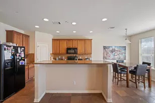 203 Holland St, Hutto, TX 78634 - Photo 5