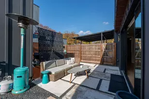 7525 Delafield Ln, Austin, TX 78752 - Photo 29