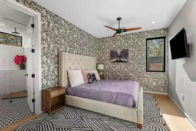 7525 Delafield Lane #B, Austin, TX 78752 - Photo 15