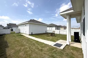 133 Fabion St, Kyle, TX 78640 - Photo 15