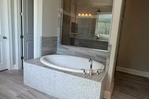 467 Jacksdaw Dr, Austin, TX 78737 - Photo 11