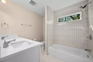 11116 Jim Thorpe Ln, Austin, TX 78748 - Photo 17