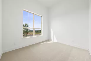 105 Ensberg Ln, Liberty Hill, TX 78642 - Photo 9