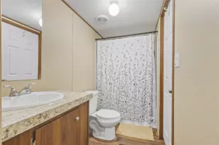 145 Arosa Dr, Elgin, TX 78621 - Photo 19