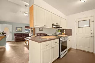 200 Blanket Flower Dr, Bastrop, TX 78602 - Photo 17