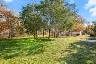 200 Blanket Flower Dr, Bastrop, TX 78602 - Photo 9