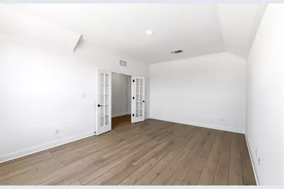 7009 Cliff Rose Drive, Spicewood, TX 78669 - Photo 17