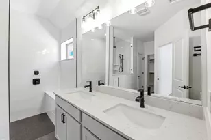 7009 Cliff Rose Dr, Spicewood, TX 78669 - Photo 13