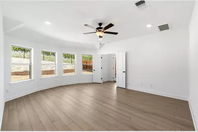 7009 Cliff Rose Drive, Spicewood, TX 78669 - Photo 9