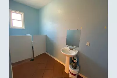 303 Taylor Street, Hutto, TX 78634 - Photo 17