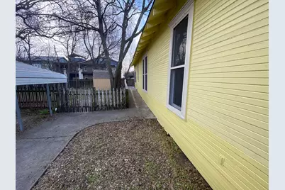 303 Taylor Street, Hutto, TX 78634 - Photo 3