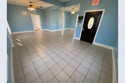 303 Taylor Street, Hutto, TX 78634 - Photo 11