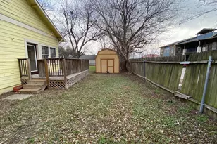 303 Taylor St, Hutto, TX 78634 - Photo 17