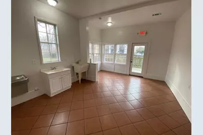 303 Taylor Street, Hutto, TX 78634 - Photo 11
