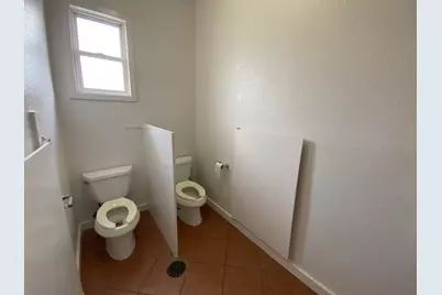 303 Taylor Street, Hutto, TX 78634 - Photo 13