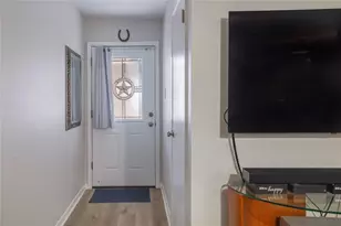 7406 Shadow Hill Dr, Austin, TX 78731 - Photo 11