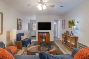 7406 Shadow Hill Dr, Austin, TX 78731 - Photo 9