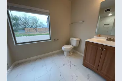 1220 Nora Lane, Kingsland, TX 78639 - Photo 33