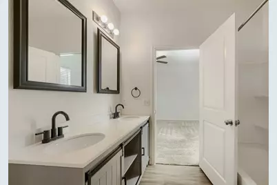 7001 Tonka Lane, Austin, TX 78744 - Photo 19