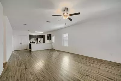 7001 Tonka Lane, Austin, TX 78744 - Photo 5