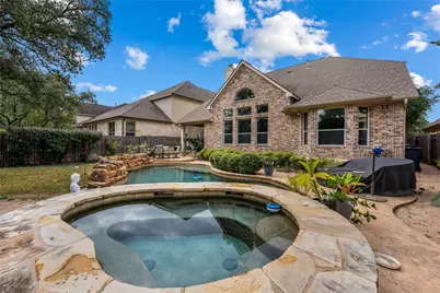 12920 Bloomfield Hills Lane, Austin, TX 78732 - Photo 5