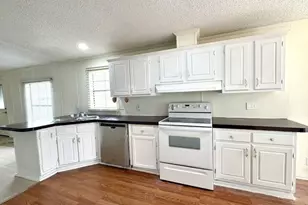 366 Co Rd 123, Buckholts, TX 76518 - Photo 7