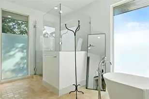 151 Crk Holw Wy, Spicewood, TX 78669 - Photo 21