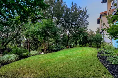 215 Honey Creek Court, Austin, TX 78738 - Photo 23
