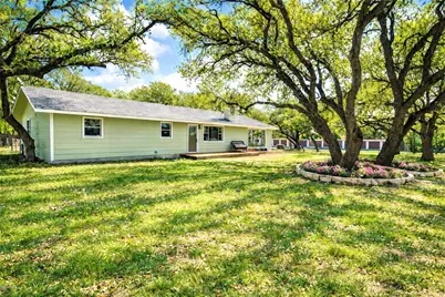 207 Haley, Johnson City, TX 78636 - Photo 33