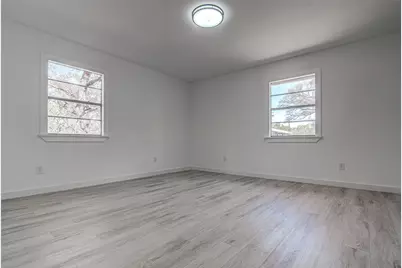 207 Haley, Johnson City, TX 78636 - Photo 13