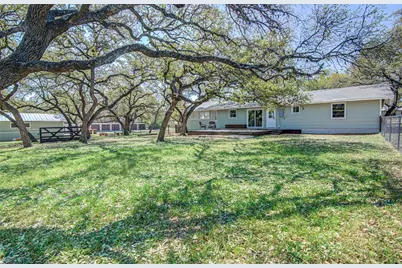 207 Haley, Johnson City, TX 78636 - Photo 21