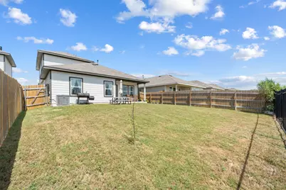 917 Lake Sweetwater Lane, Kyle, TX 78610 - Photo 35