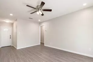 412 Craddock Ave, San Marcos, TX 78666 - Photo 13