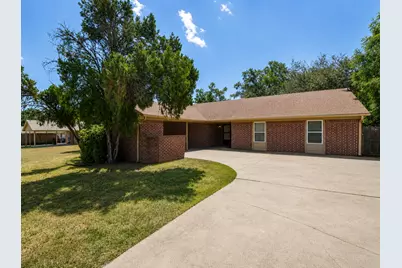 412 Craddock Avenue, San Marcos, TX 78666 - Photo 1