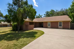 412 Craddock Ave, San Marcos, TX 78666 - Photo 5